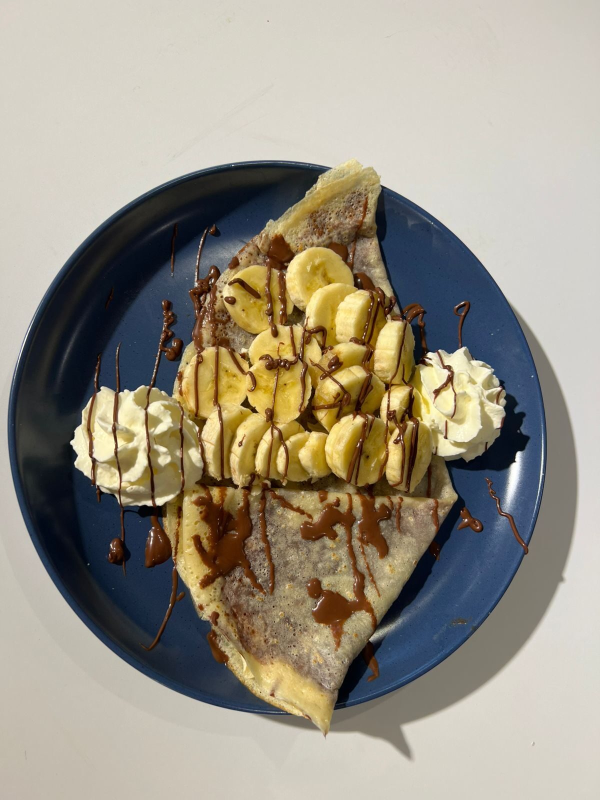 Crepe dulce de manjar Luca Tavola